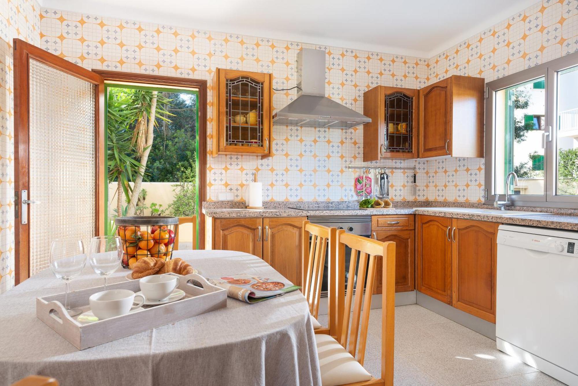 Villa Amplia En Mallorca Con Jardin, 4 Y Zona Bbq Cerca Del Mar En Portocolom *